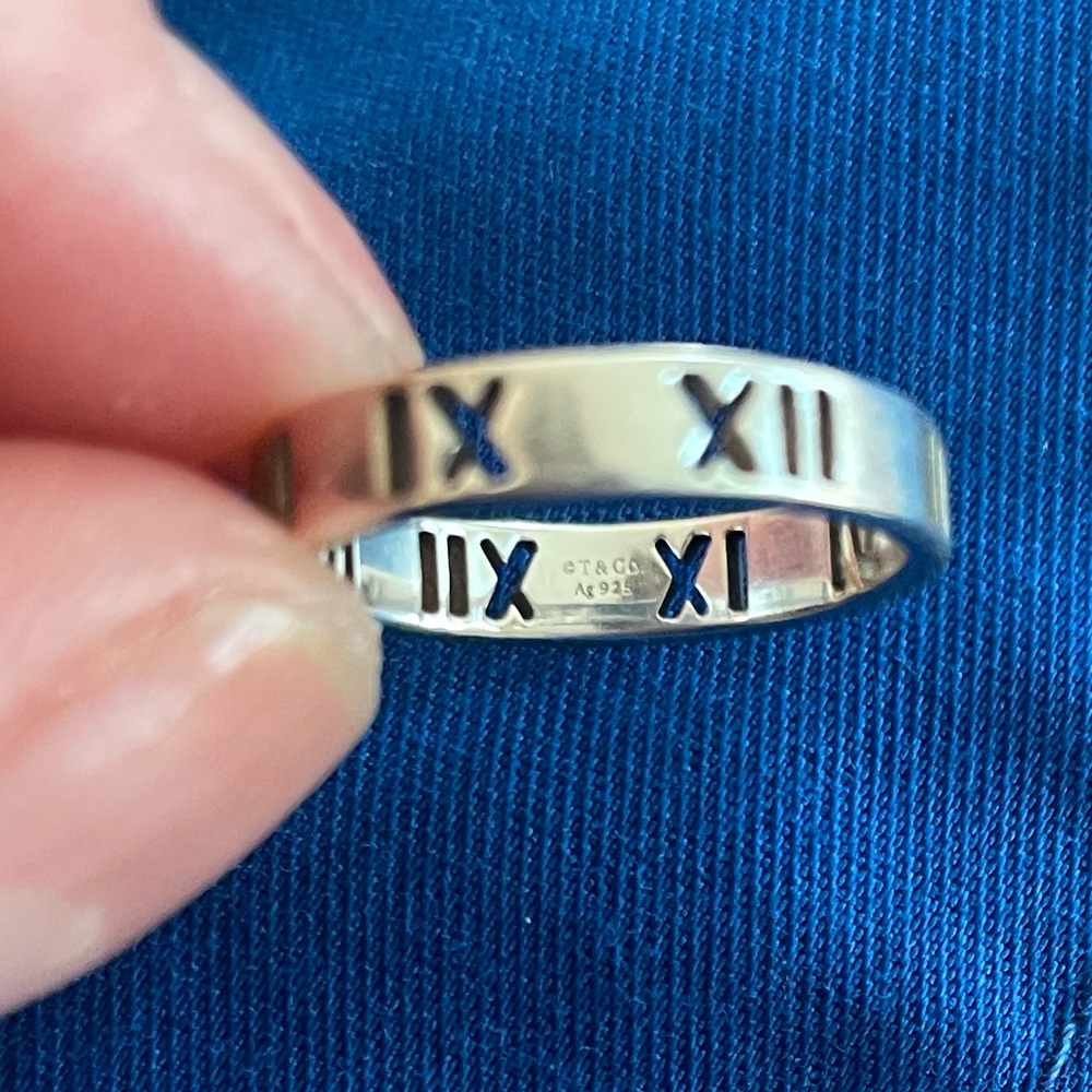 Tiffany and Co silver atlas ring 4.75